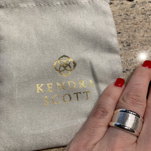 Kendra Scott Jewelry - 💜💜NWT Kendra Scott Terra Rings Size 8💜💜